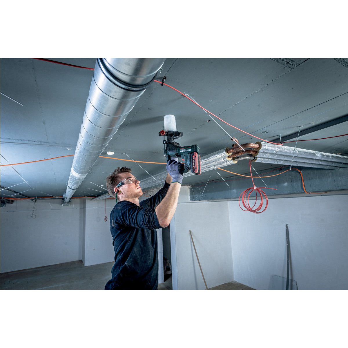 BH 18 LTX BL 16 Marteau sans fil Metabo (avec 2 accus + chargeur + metaBOX)