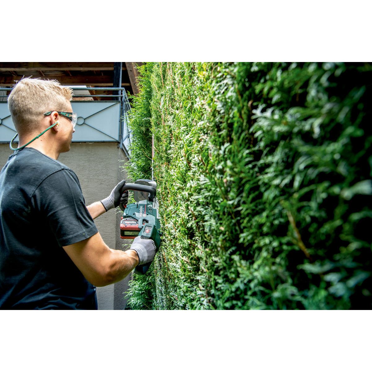 HS 18 LTX BL 75 Taille-haie sans fil Metabo