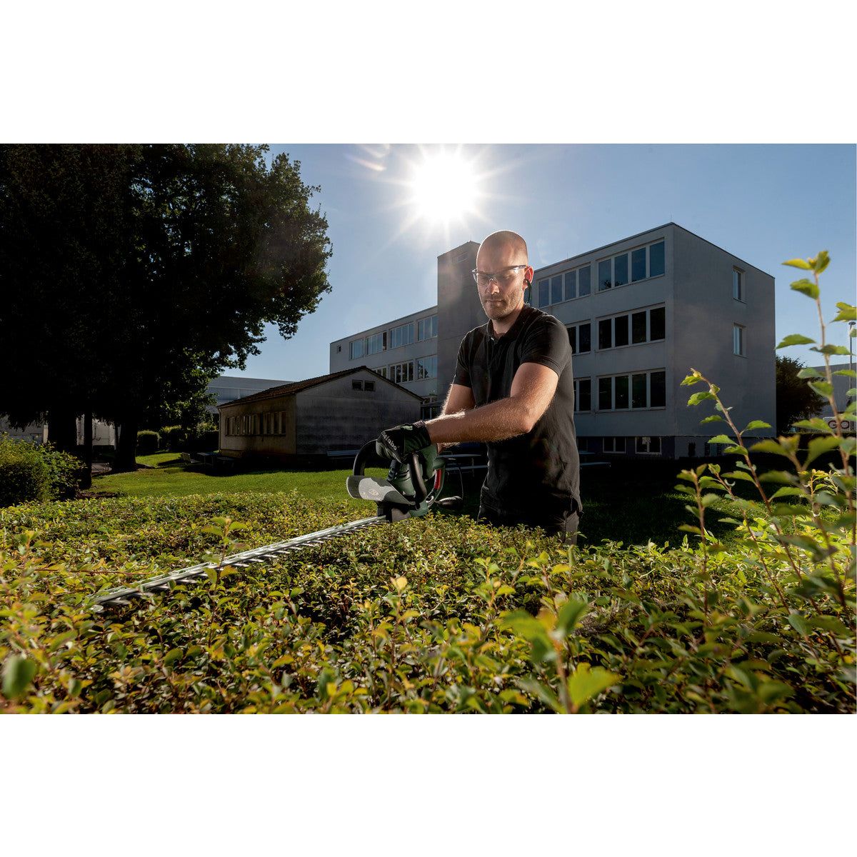 HS 8875 Taille-haie Metabo