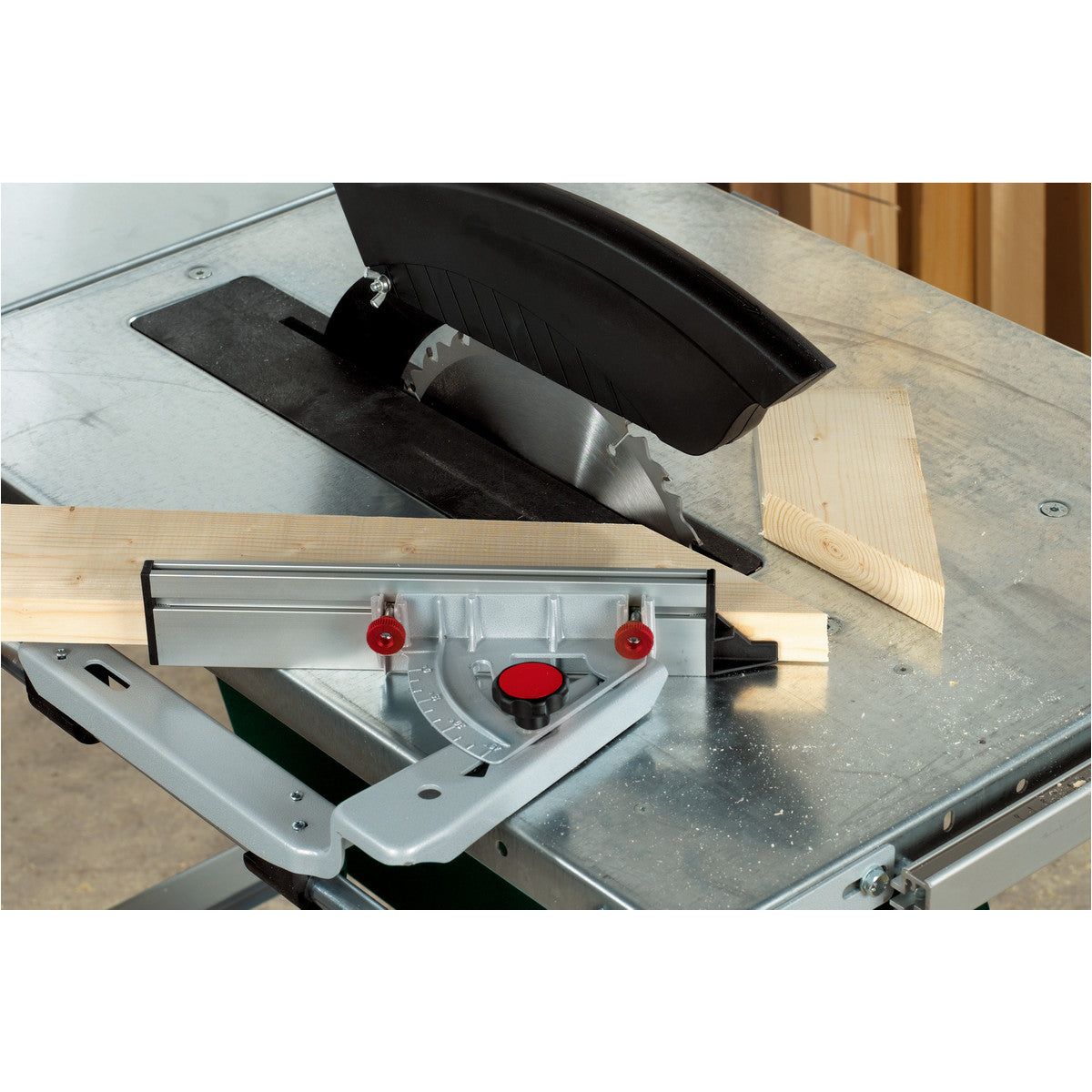 TKHS 315 M - 4,2 DNB Scie circulaire de table Metabo
